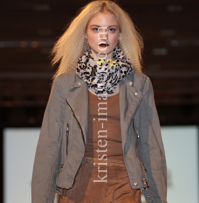 fashion week 2012 Innsbruck / Mode / Model by kristen-images.com