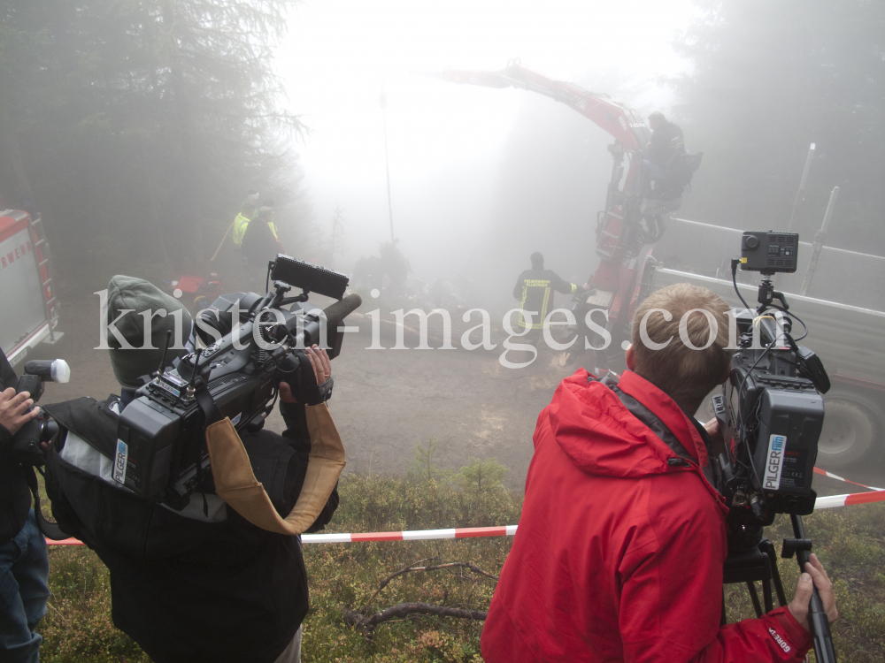 Flugzeugabsturz in Tirol / Cessna Typ 414 by kristen-images.com