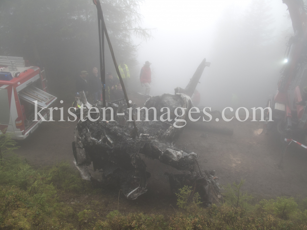 Flugzeugabsturz in Tirol / Cessna Typ 414 by kristen-images.com