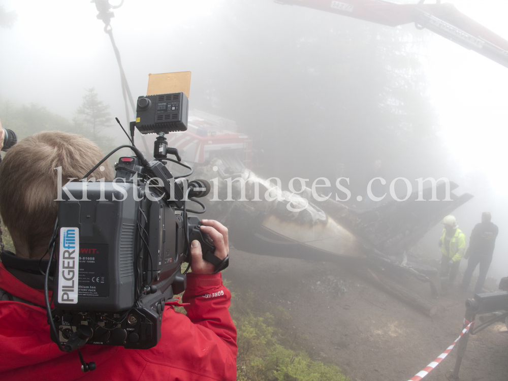 Flugzeugabsturz in Tirol / Cessna Typ 414 by kristen-images.com