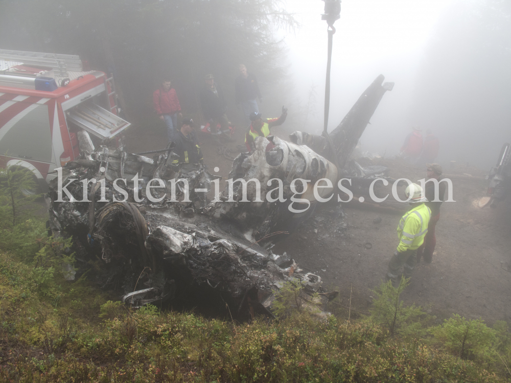 Flugzeugabsturz in Tirol / Cessna Typ 414 by kristen-images.com