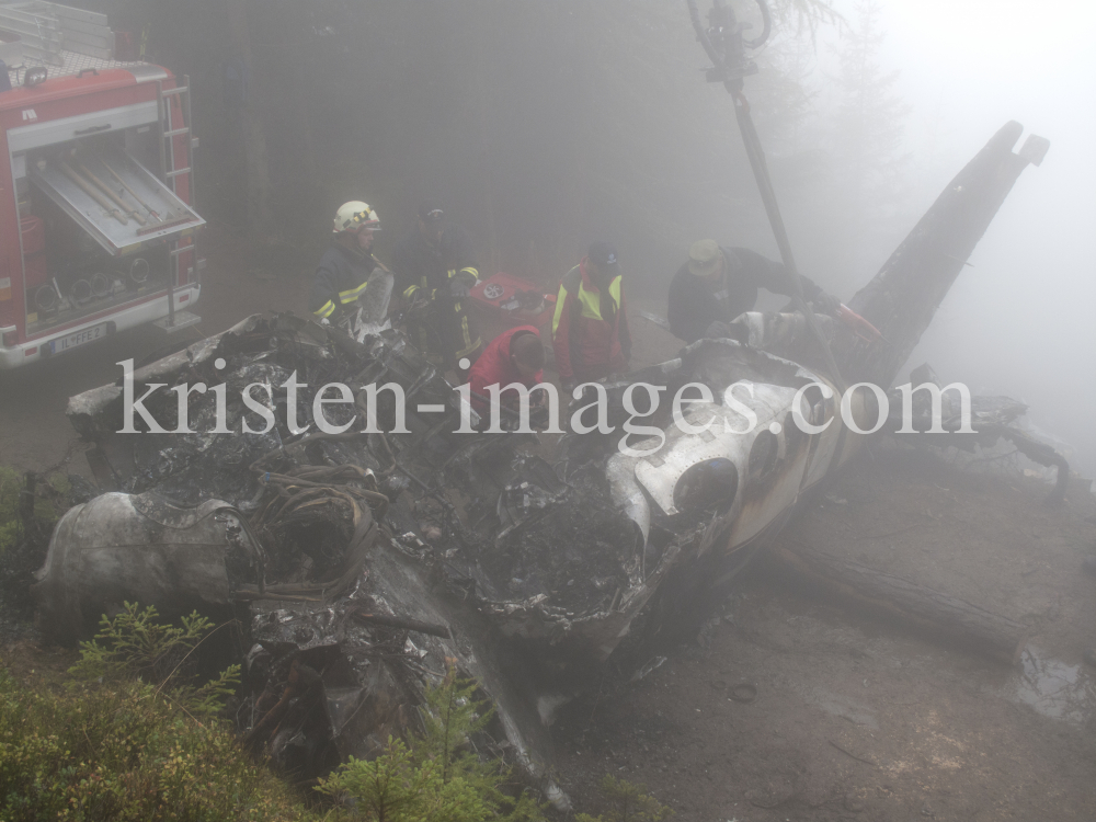 Flugzeugabsturz in Tirol / Cessna Typ 414 by kristen-images.com