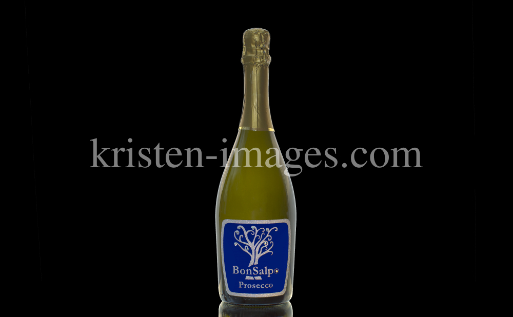 Prosecco / BonSalpo / made with Swarovski elements by kristen-images.com