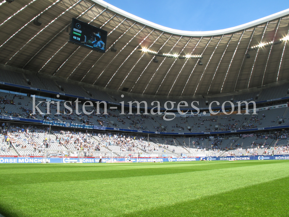 Allianz Arena / München by kristen-images.com