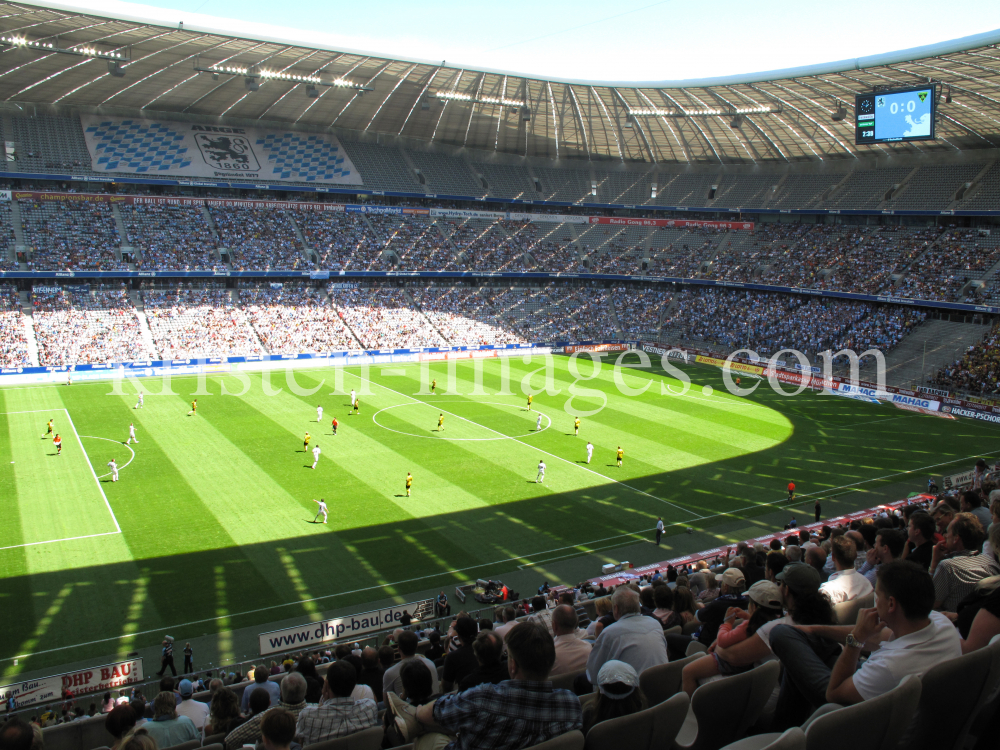 Allianz Arena / München by kristen-images.com