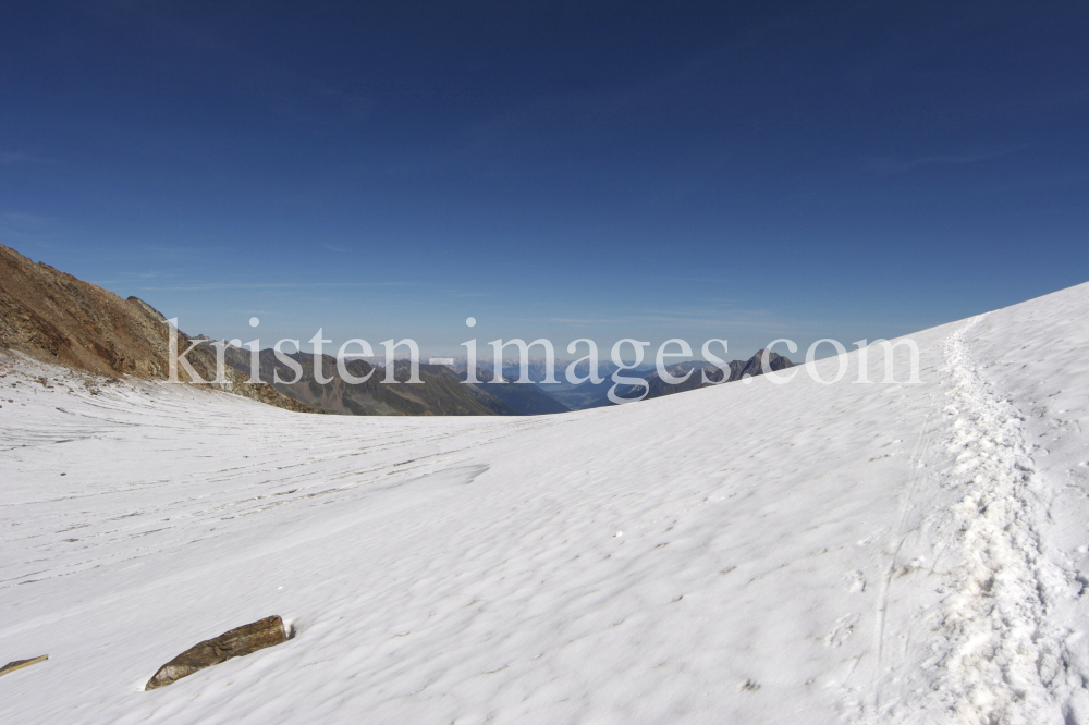 Zuckerhütl 3507m - Tirol by kristen-images.com