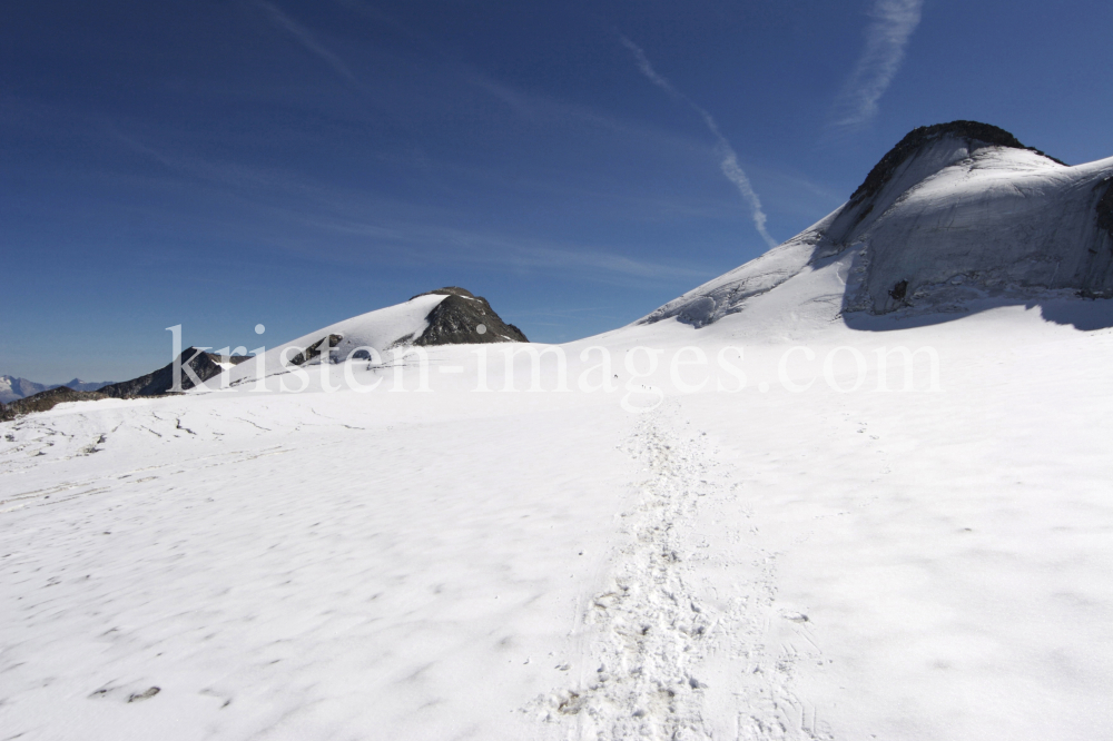 Zuckerhütl 3507m - Tirol by kristen-images.com