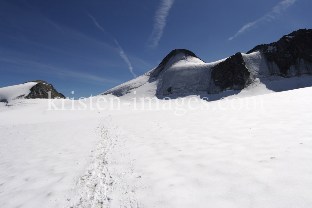 Zuckerhütl 3507m - Tirol by kristen-images.com