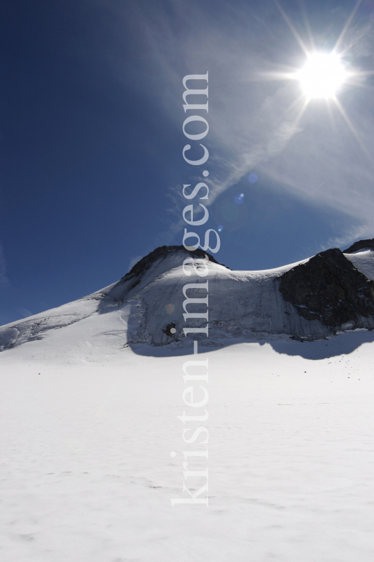 Zuckerhütl 3507m - Tirol by kristen-images.com