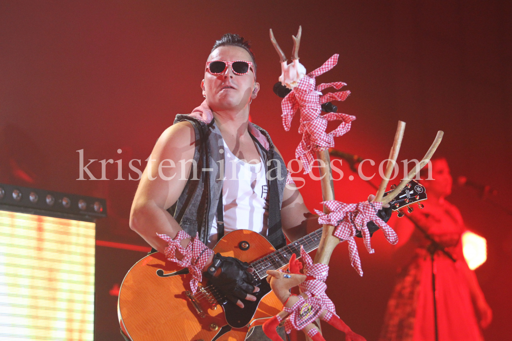 Andreas Gabalier / Arena Tour 2015 / Innsbruck by kristen-images.com