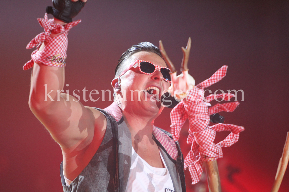 Andreas Gabalier / Arena Tour 2015 / Innsbruck by kristen-images.com