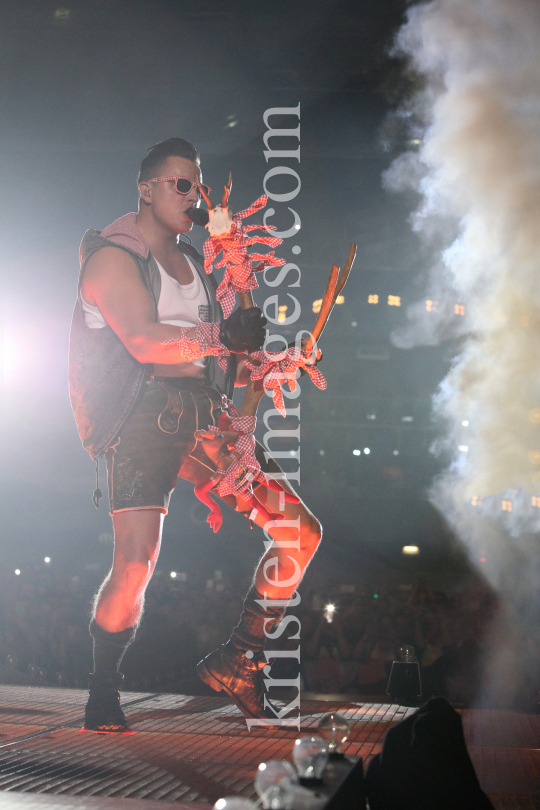 Andreas Gabalier / Arena Tour 2015 / Innsbruck by kristen-images.com