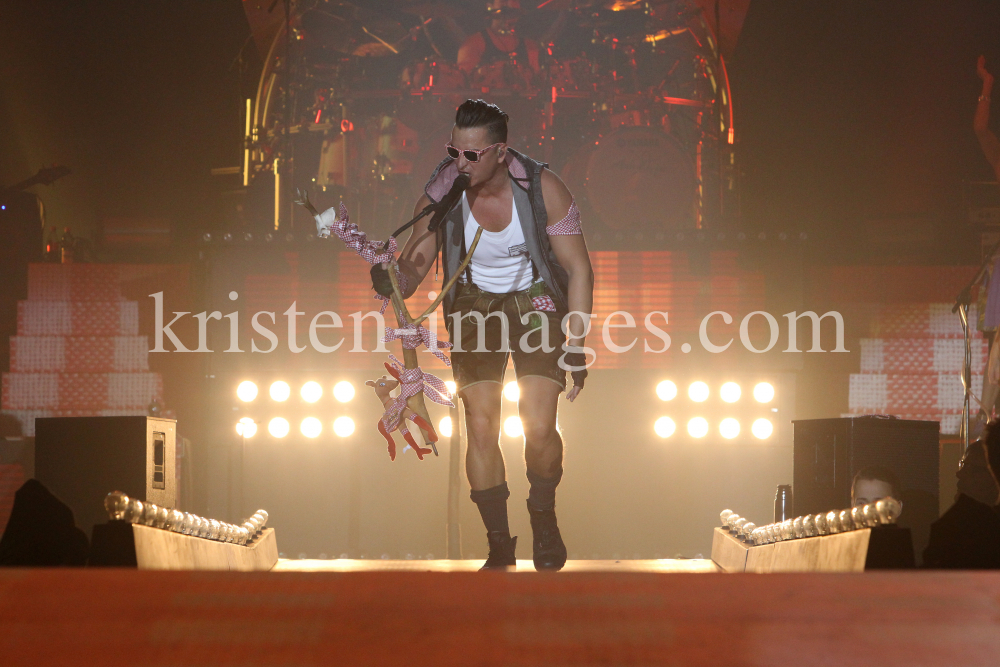 Andreas Gabalier / Arena Tour 2015 / Innsbruck by kristen-images.com