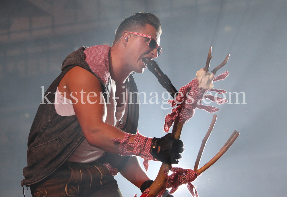 Andreas Gabalier / Arena Tour 2015 / Innsbruck by kristen-images.com