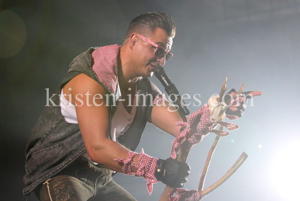 Andreas Gabalier / Arena Tour 2015 / Innsbruck by kristen-images.com