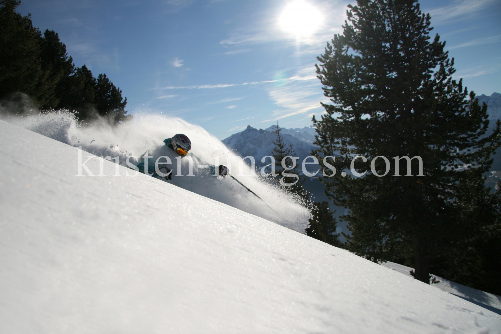 Ski Freeride by kristen-images.com