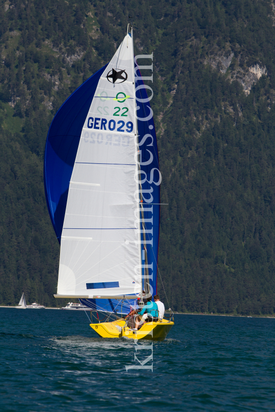 Segeln / UFO22 / Regatta / Achensee by kristen-images.com