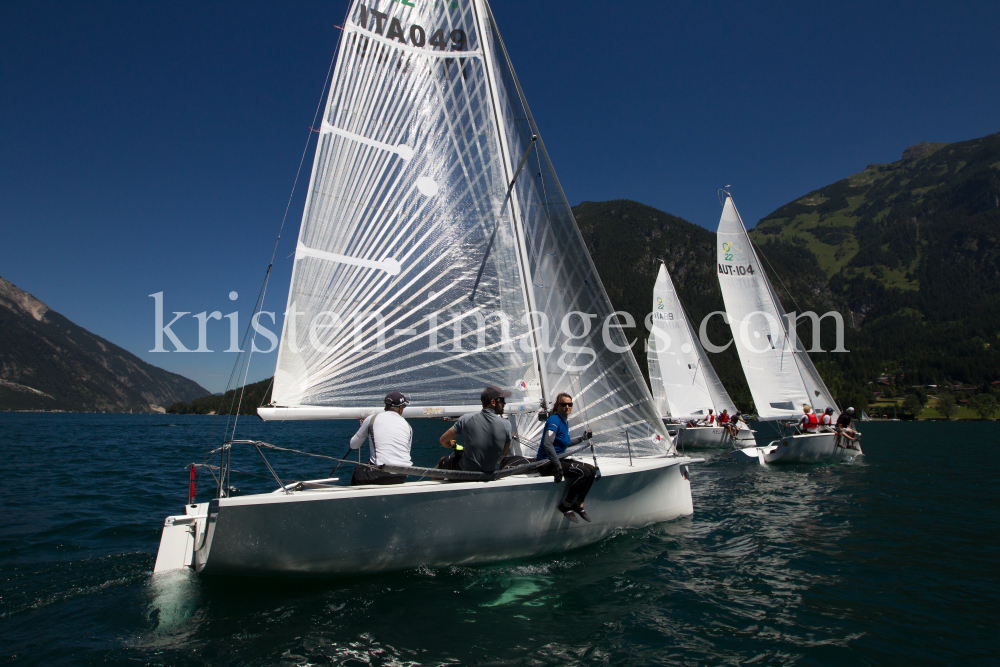 Segeln / UFO22 / Regatta / Achensee by kristen-images.com