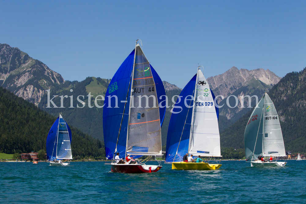 Segeln / UFO22 / Regatta / Achensee by kristen-images.com