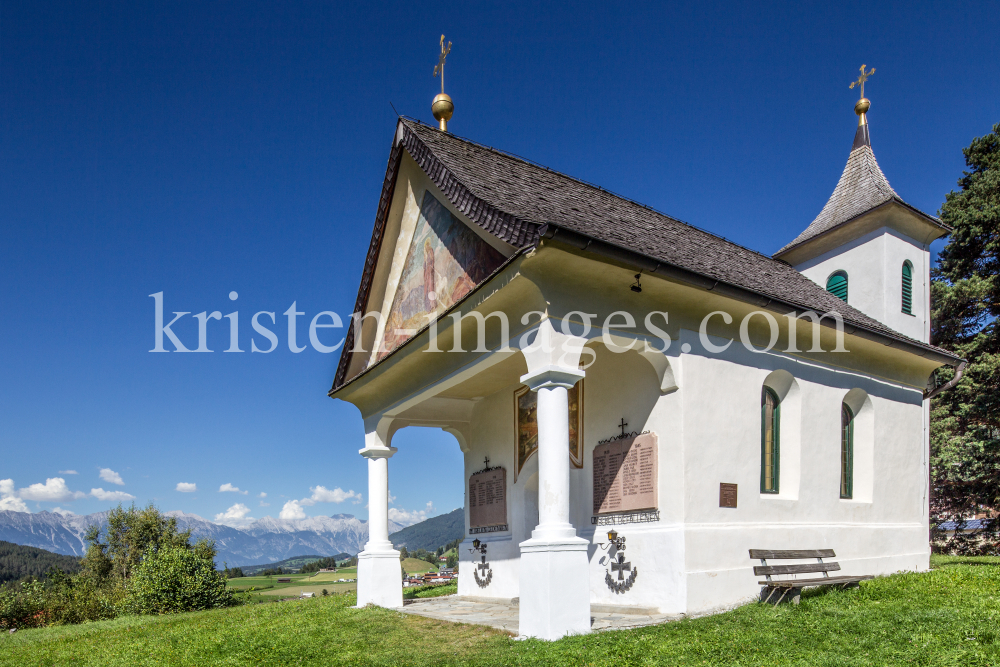 Mieders im Stubaital / Kalvarienbergkirche by kristen-images.com