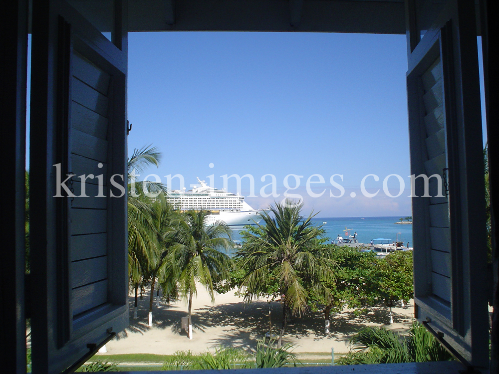 Jamaica / Bucht von Ocho Rios / Karibik by kristen-images.com