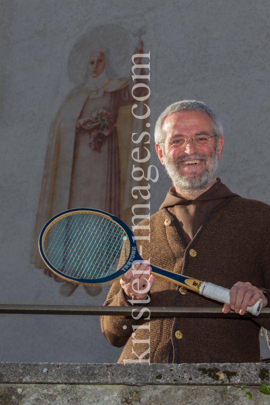 Tennis / Karmelit Prior Pater Josef Nagiller by kristen-images.com