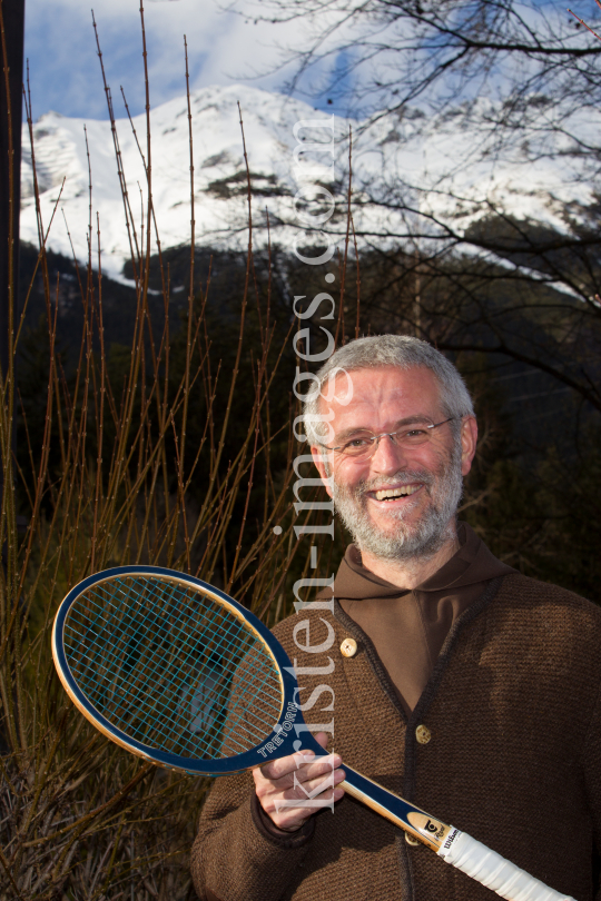 Tennis / Karmelit Prior Pater Josef Nagiller by kristen-images.com
