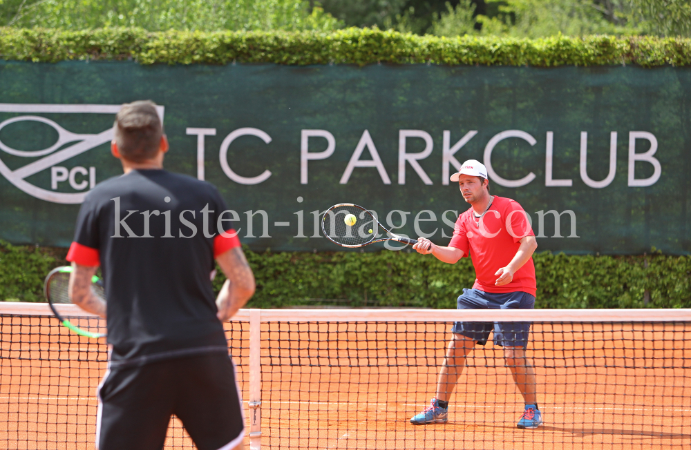 Beat Feuz - Andreas Haider-Maurer / Tennis / Training by kristen-images.com