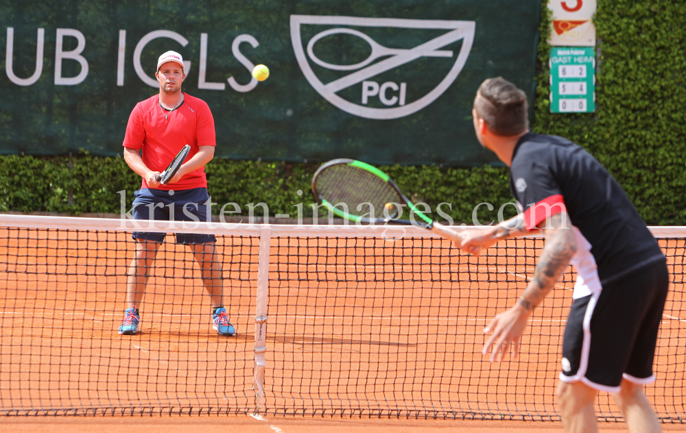 Beat Feuz - Andreas Haider-Maurer / Tennis / Training by kristen-images.com