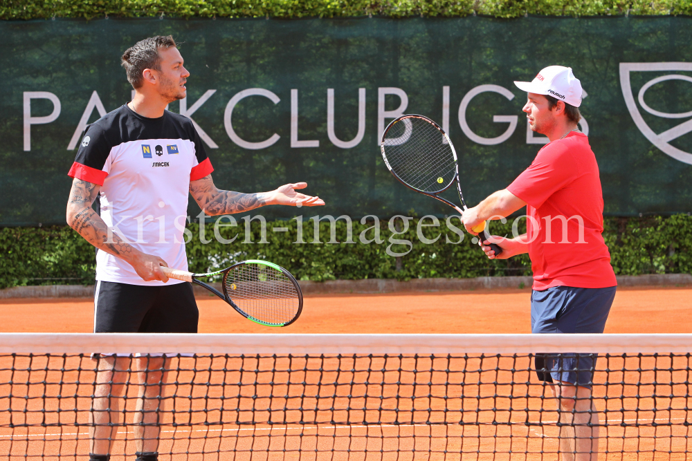 Beat Feuz - Andreas Haider-Maurer / Tennis / Training by kristen-images.com
