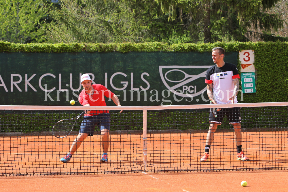 Beat Feuz - Andreas Haider-Maurer / Tennis / Training by kristen-images.com