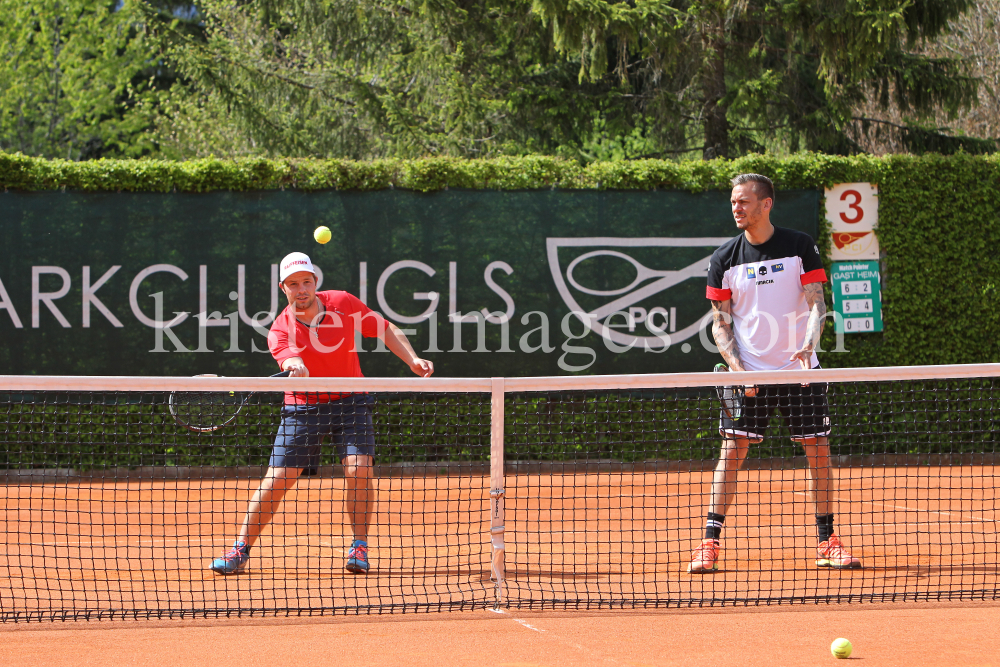 Beat Feuz - Andreas Haider-Maurer / Tennis / Training by kristen-images.com