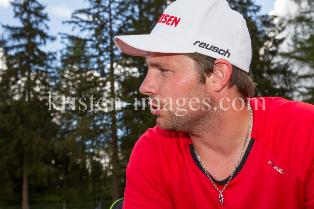 Beat Feuz - Andreas Haider-Maurer / Tennis / Training by kristen-images.com