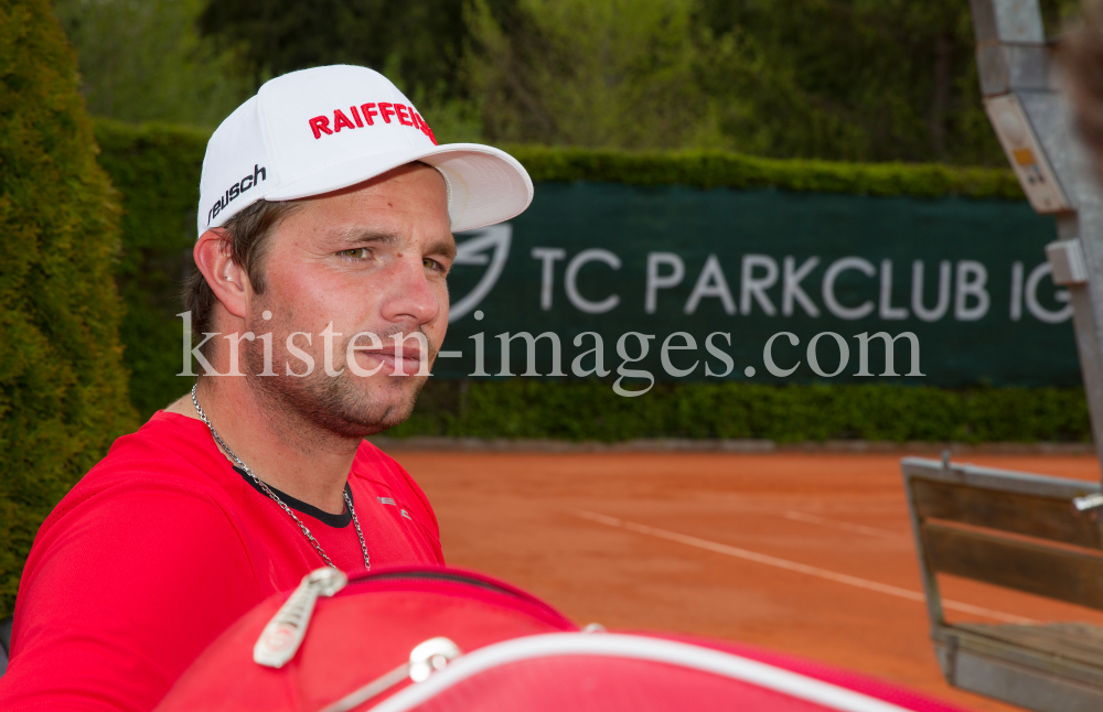 Beat Feuz - Andreas Haider-Maurer / Tennis / Training by kristen-images.com