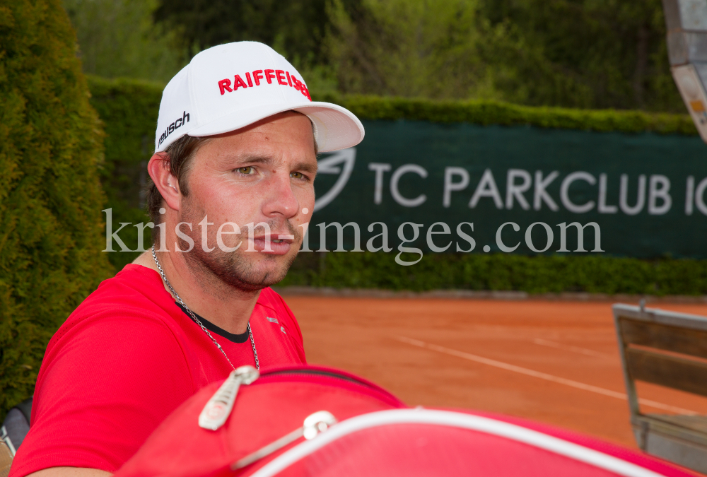 Beat Feuz - Andreas Haider-Maurer / Tennis / Training by kristen-images.com