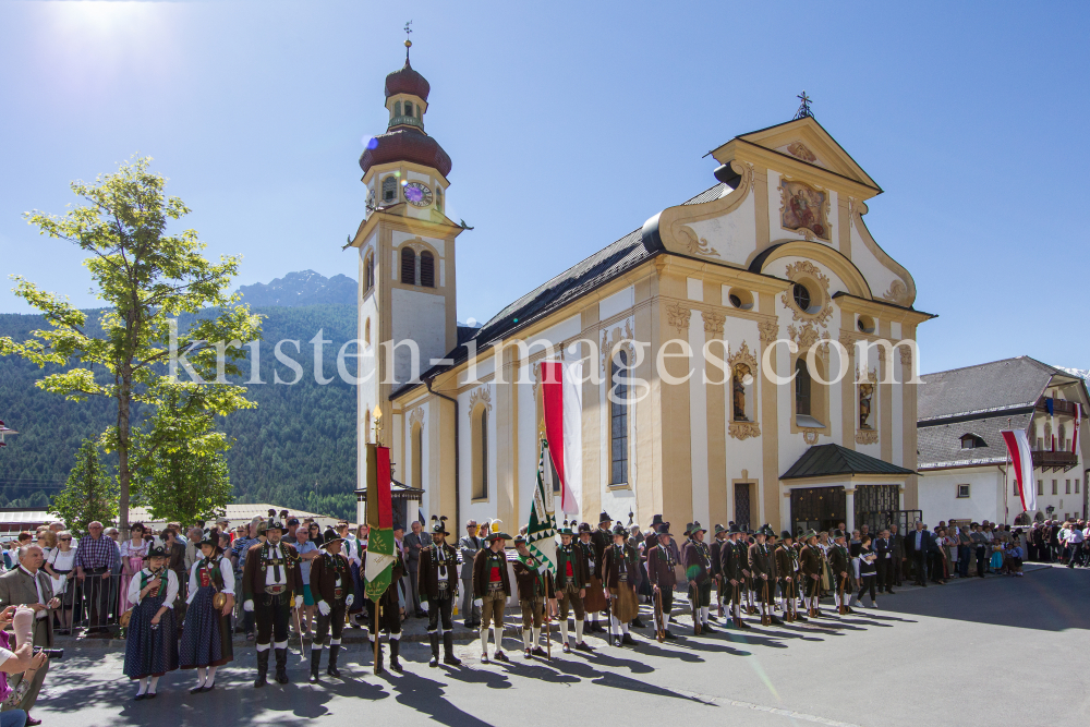 Markterhebung von Fulpmes / Stubaital, Tirol by kristen-images.com