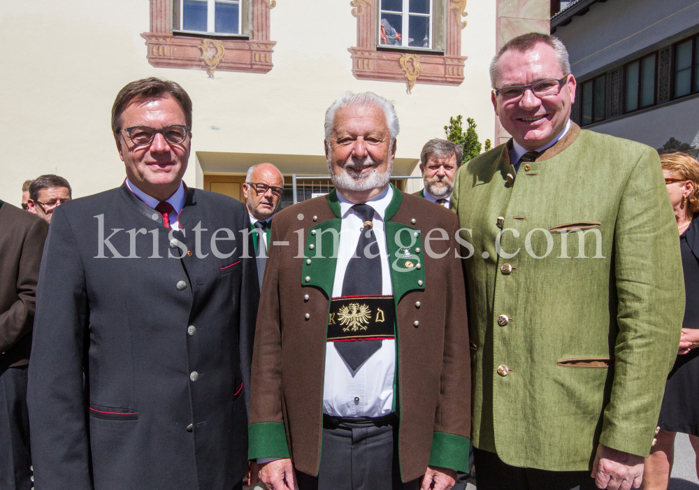 Markterhebung von Fulpmes / Stubaital, Tirol by kristen-images.com