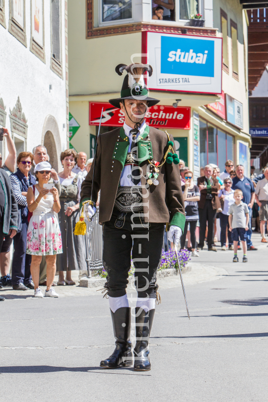 Markterhebung von Fulpmes / Stubaital, Tirol by kristen-images.com