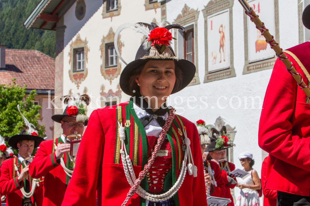 Markterhebung von Fulpmes / Stubaital, Tirol by kristen-images.com