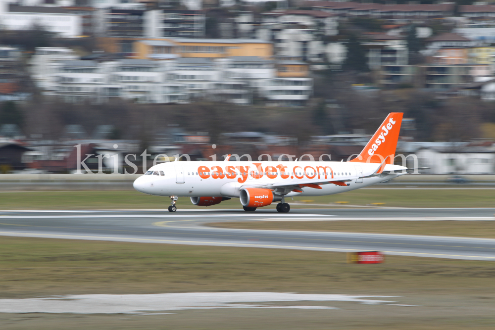 Flughafen Innsbruck / easyJet by kristen-images.com