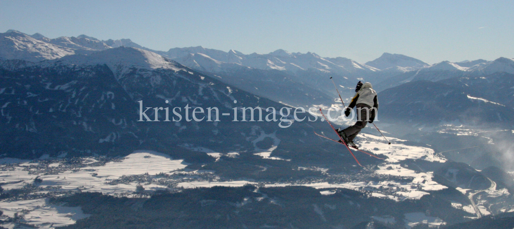 Ski Freestyle by kristen-images.com