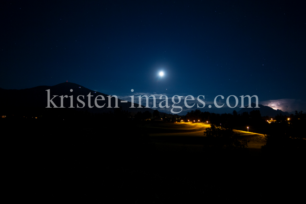 Mondfinsternis / Blutmond / Innsbruck by kristen-images.com