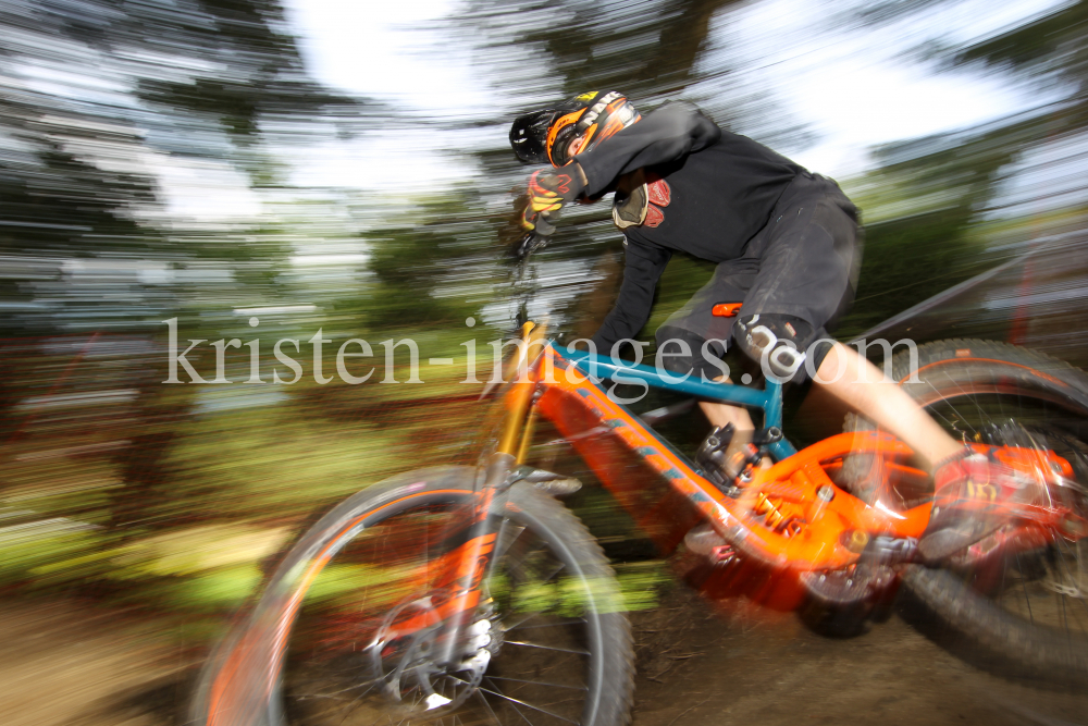 ÖM-Downhill / Bikepark Innsbruck - Götzens by kristen-images.com