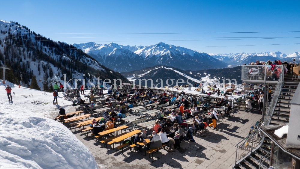 Skigebiet Rosshütte Seefeld, Tirol by kristen-images.com