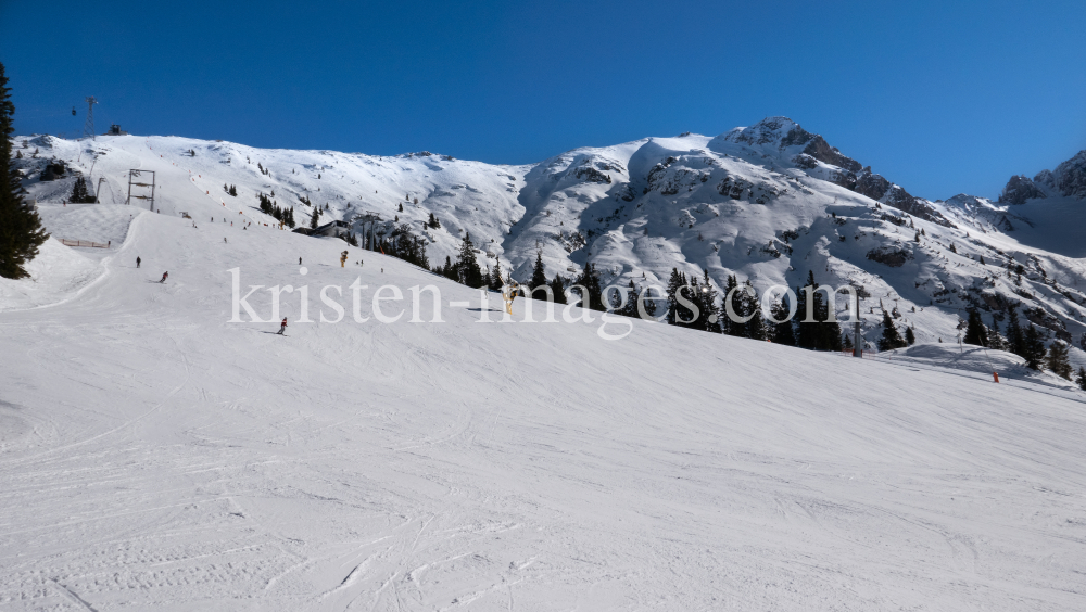 Skigebiet Rosshütte Seefeld, Tirol by kristen-images.com