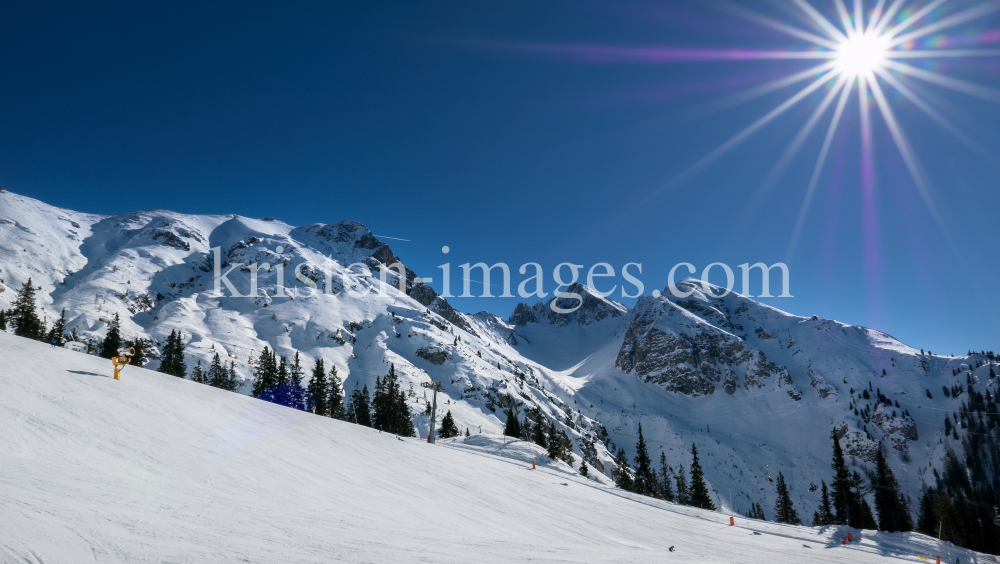 Skigebiet Rosshütte Seefeld, Tirol by kristen-images.com