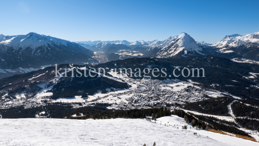 Skigebiet Rosshütte Seefeld, Tirol by kristen-images.com