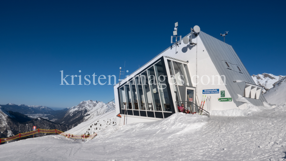 Skigebiet Rosshütte Seefeld, Tirol by kristen-images.com