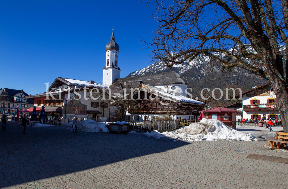 Garmisch-Partenkirchen / Bayern, Deutschland  by kristen-images.com