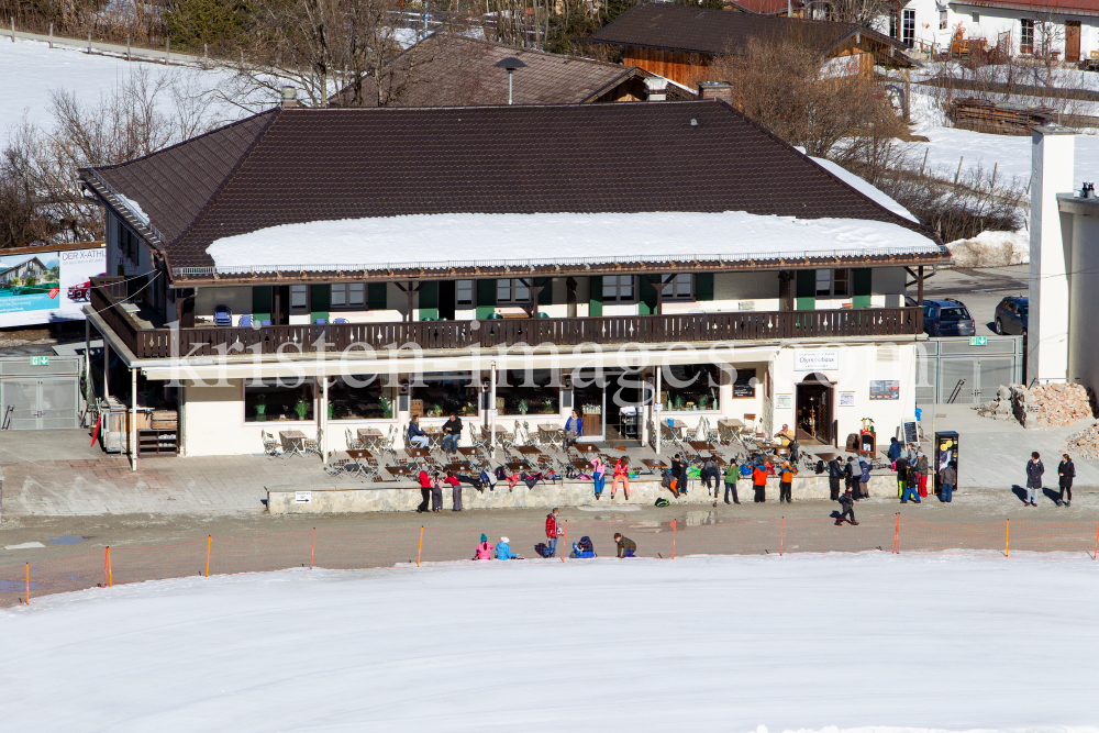 Skisprungschanze / Garmisch-Partenkirchen by kristen-images.com